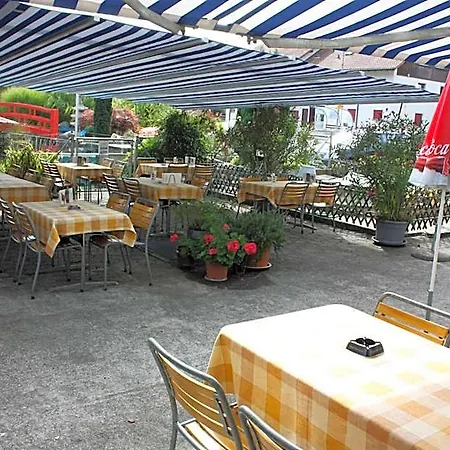 Koi-gartenteich Otel 2*